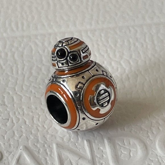 Pandora スターウォーズ　BB-8 チャーム PANDORA（パンドラ）の「スター・ウォーズ BB-8 チャーム
